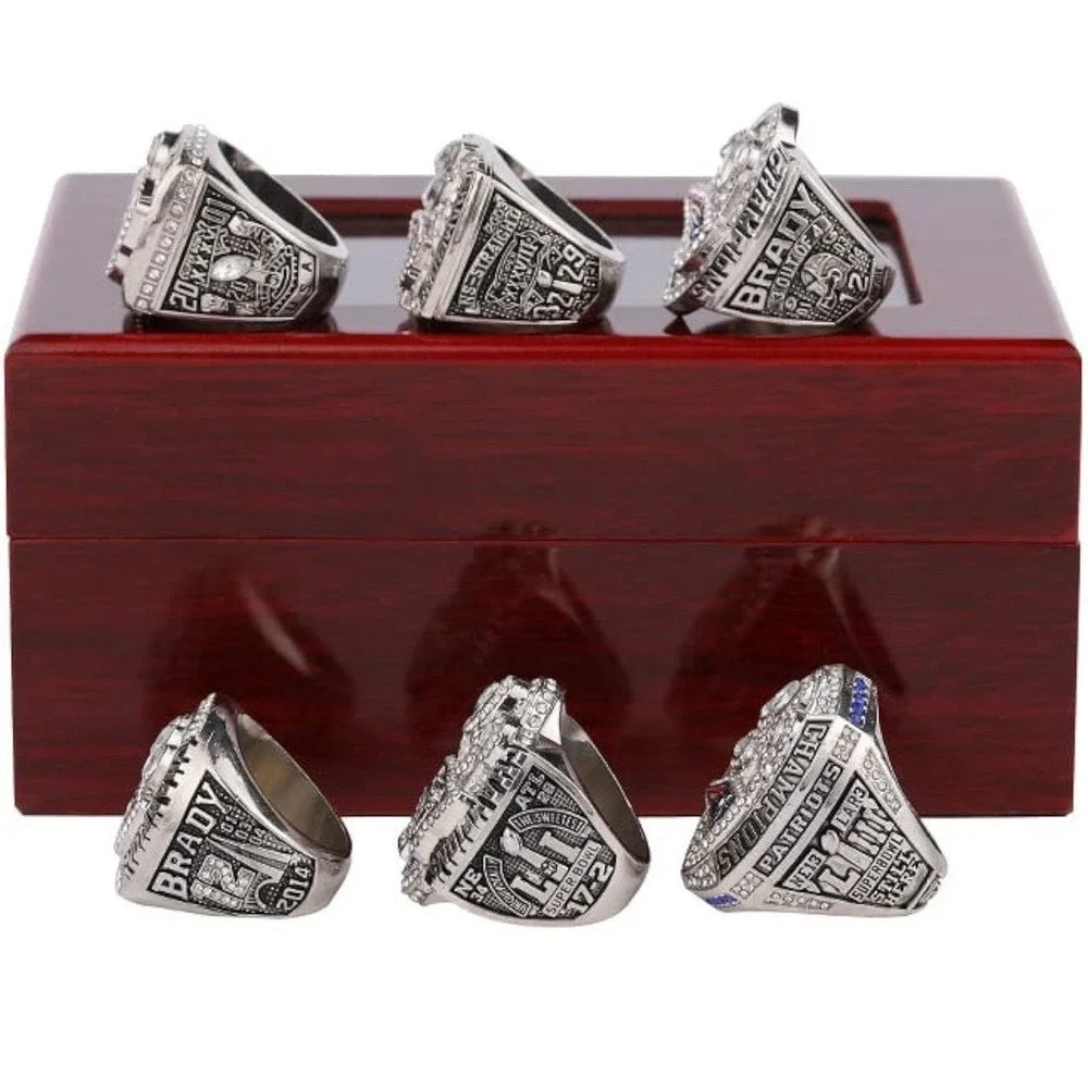 Championship New England Patriots Ring size 11 Commemorative Set